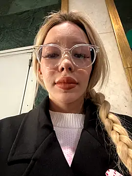 Snapshot of babydolll chatting on 1, 10, 2025 babydolll online show from 1, 10, 2025