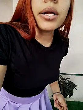 Snapshot of Caro_kitty- chatting on 13, 3, 2025 Caro kitty- online show from 13, 3, 2025