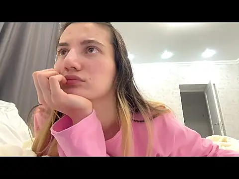 Snapshot of Asya_Fairy chatting on 12, 10, 2025 Asya Fairy online show from 12, 10, 2025