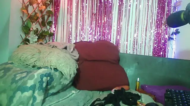 princesskitty111 online show from 7, 5, 2026