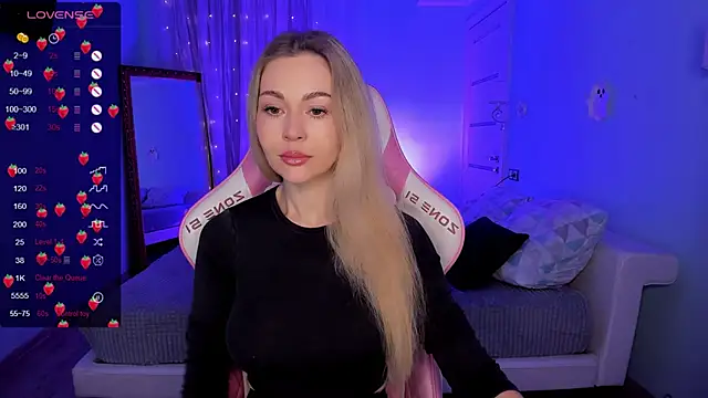 AdeleRoberts online show from 1, 12, 2025