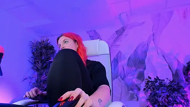 NielletaBlossom online show from 12, 2, 2025