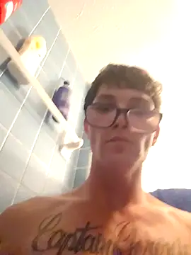 Snapshot of potholder420 chatting on 28, 9, 2025 potholder420 online show from 28, 9, 2025