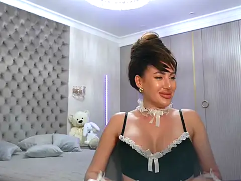 TianaPosh online show from 20, 2, 2025