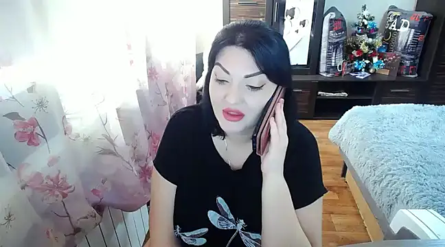 Snapshot of Lady_Boom_Wild_ chatting on 2, 1, 2025 Lady Boom Wild online show from 2, 1, 2025