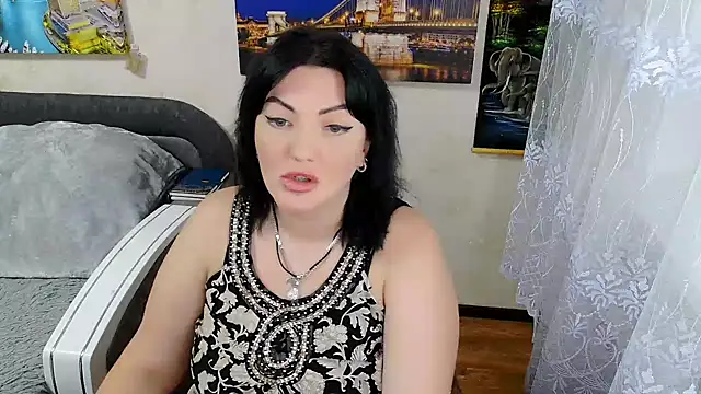 Snapshot of Lady_Boom_Wild_ chatting on 28, 10, 2025 Lady Boom Wild online show from 28, 10, 2025