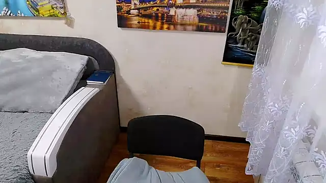 Snapshot of Lady_Boom_Wild_ chatting on 8, 11, 2025 Lady Boom Wild online show from 8, 11, 2025