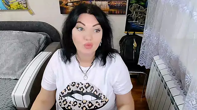 Snapshot of Lady_Boom_Wild_ chatting on 22, 11, 2025 Lady Boom Wild online show from 22, 11, 2025