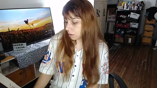 Snapshot of bunnylolaa4 chatting on 8, 11, 2025 bunnylolaa4 online show from 8, 11, 2025