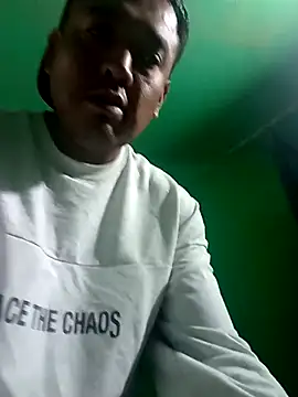 Snapshot of qkfc744888l chatting on 15, 12, 2025 qkfc744888l online show from 15, 12, 2025