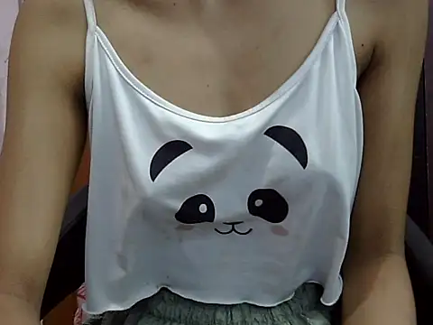 Snapshot of Cute_Alaina chatting on 24, 9, 2025 Cute Alaina online show from 24, 9, 2025