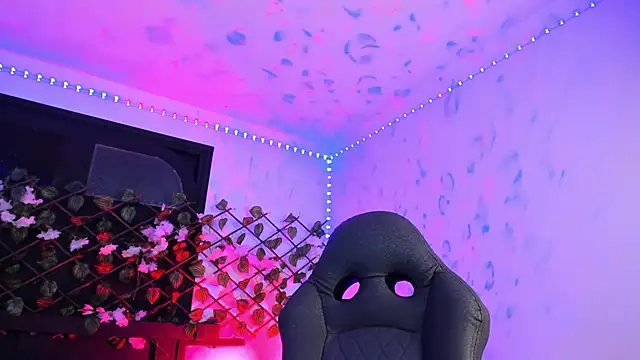 Snapshot of Heka_Prudence chatting on 5, 2, 2025 Heka Prudence online show from 5, 2, 2025