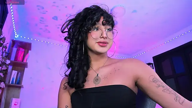 Snapshot of Heka_Prudence chatting on 19, 2, 2025 Heka Prudence online show from 19, 2, 2025