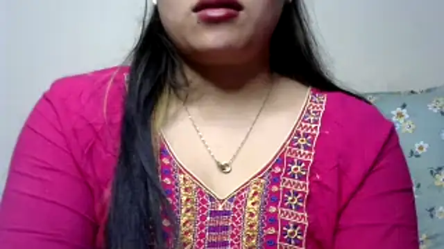 Snapshot of Come-on-over chatting on 25, 1, 2025 Come-on-over online show from 25, 1, 2025