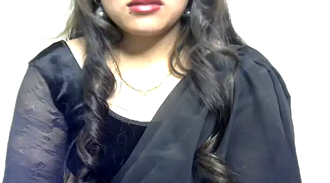 Snapshot of Come-on-over chatting on 6, 2, 2025 Come-on-over online show from 6, 2, 2025