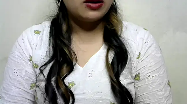 Snapshot of Come-on-over chatting on 7, 2, 2025 Come-on-over online show from 7, 2, 2025