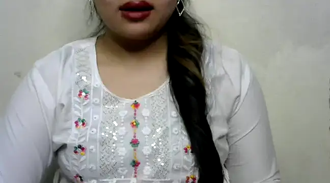 Snapshot of Come-on-over chatting on 7, 2, 2025 Come-on-over online show from 7, 2, 2025