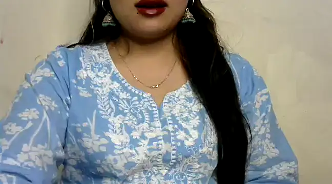 Snapshot of Come-on-over chatting on 11, 2, 2025 Come-on-over online show from 11, 2, 2025