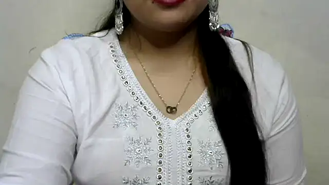 Snapshot of Come-on-over chatting on 25, 2, 2025 Come-on-over online show from 25, 2, 2025