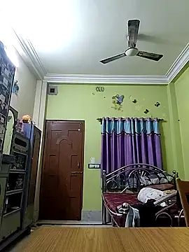 Snapshot of Royalgirl667 chatting on 7, 12, 2024 Royalgirl667 online show from 7, 12, 2024