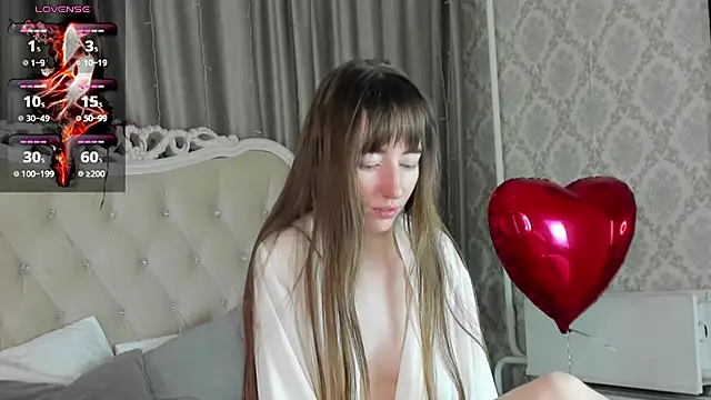 Snapshot of MillicentFarrell chatting on 16, 2, 2025 MillicentFarrell online show from 16, 2, 2025