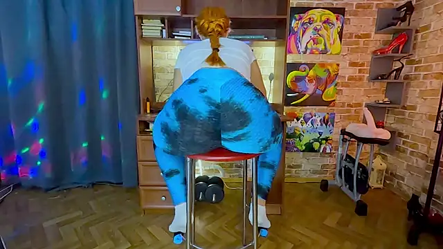 Snapshot of JosephinaBlack chatting on 9, 9, 2025 JosephinaBlack online show from 9, 9, 2025