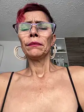 Snapshot of MireyaTorresGu chatting on 6, 2, 2025 MireyaTorresGu online show from 6, 2, 2025