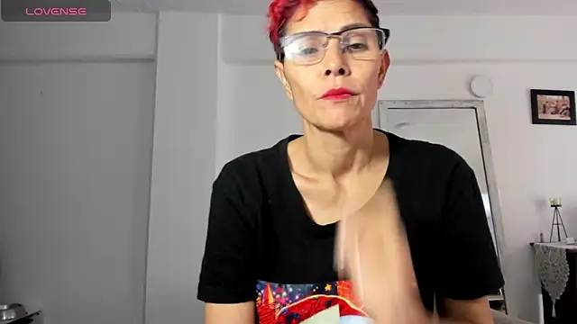 Snapshot of MireyaTorresGu chatting on 13, 2, 2025 MireyaTorresGu online show from 13, 2, 2025