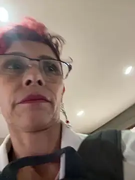 Snapshot of MireyaTorresGu chatting on 17, 2, 2025 MireyaTorresGu online show from 17, 2, 2025