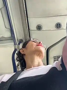 Snapshot of MireyaTorresGu chatting on 25, 9, 2025 MireyaTorresGu online show from 25, 9, 2025