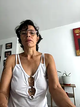 Snapshot of MireyaTorresGu chatting on 2, 10, 2025 MireyaTorresGu online show from 2, 10, 2025