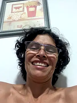 Snapshot of MireyaTorresGu chatting on 24, 10, 2025 MireyaTorresGu online show from 24, 10, 2025