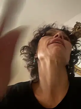 Snapshot of MireyaTorresGu chatting on 23, 11, 2025 MireyaTorresGu online show from 23, 11, 2025