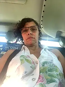 Snapshot of MireyaTorresGu chatting on 7, 1, 2026 MireyaTorresGu online show from 7, 1, 2026