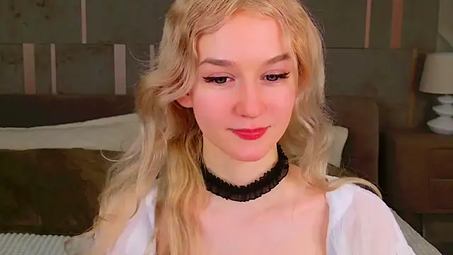 NaomiLoys online show from 11, 2, 2025