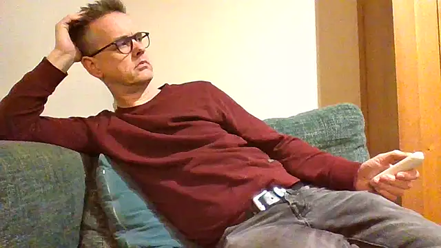 Hectorthyssen1 online show from 13, 2, 2025