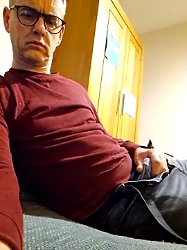 Hectorthyssen1 online show from 14, 2, 2025