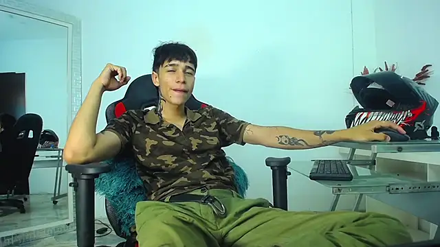 Snapshot of Zacktk7 chatting on 9, 12, 2024 Zacktk7 online show from 9, 12, 2024