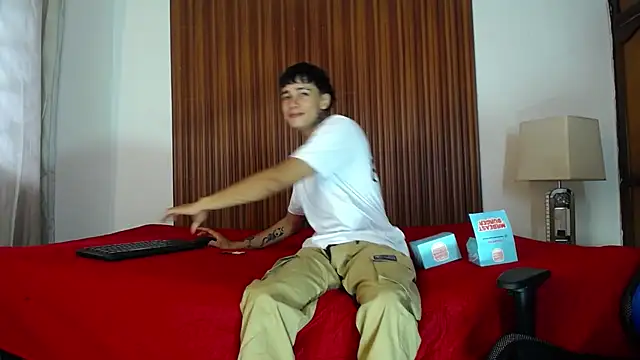 Snapshot of Zacktk7 chatting on 28, 12, 2024 Zacktk7 online show from 28, 12, 2024