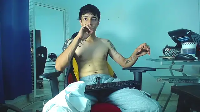 Snapshot of Zacktk7 chatting on 14, 1, 2025 Zacktk7 online show from 14, 1, 2025