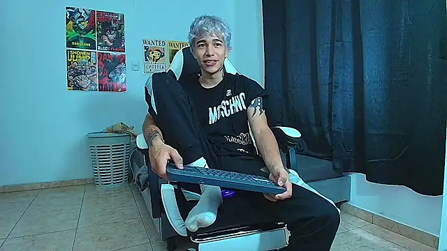 Snapshot of Zacktk7 chatting on 22, 2, 2025 Zacktk7 online show from 22, 2, 2025