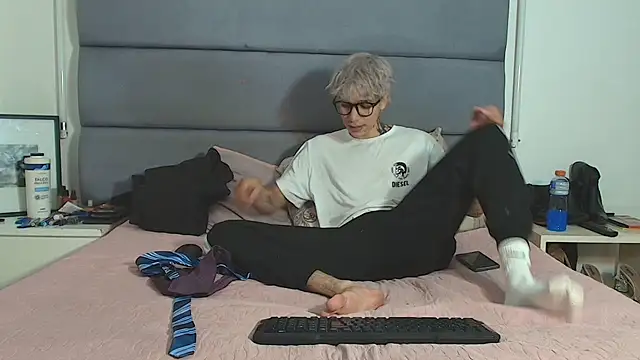 Snapshot of Zacktk7 chatting on 3, 3, 2025 Zacktk7 online show from 3, 3, 2025