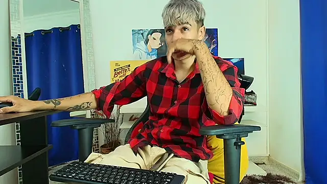 Snapshot of Zacktk7 chatting on 12, 3, 2025 Zacktk7 online show from 12, 3, 2025