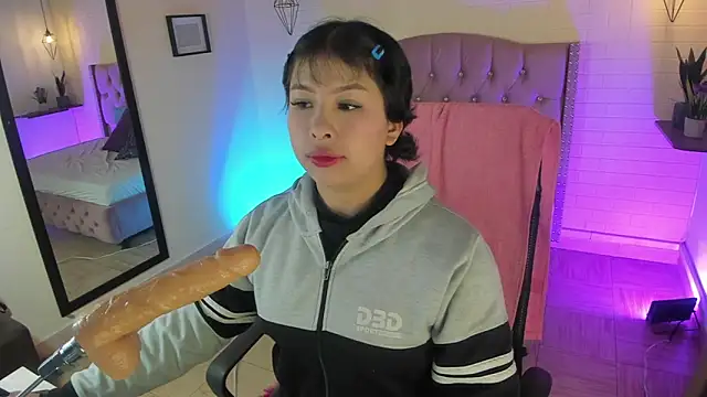 Namiko Park online show from 13, 1, 2025