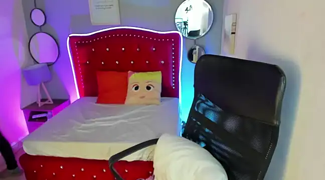 Namiko Park online show from 31, 1, 2025