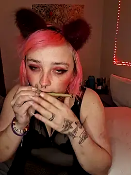 Snapshot of IzanamiNova chatting on 21, 3, 2025 IzanamiNova online show from 21, 3, 2025