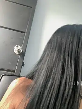 Baby Niels online show from 28, 9, 2025