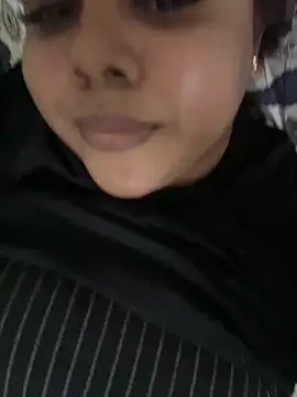 Snapshot of soniyatelugu chatting on 7, 12, 2024 soniyatelugu online show from 7, 12, 2024