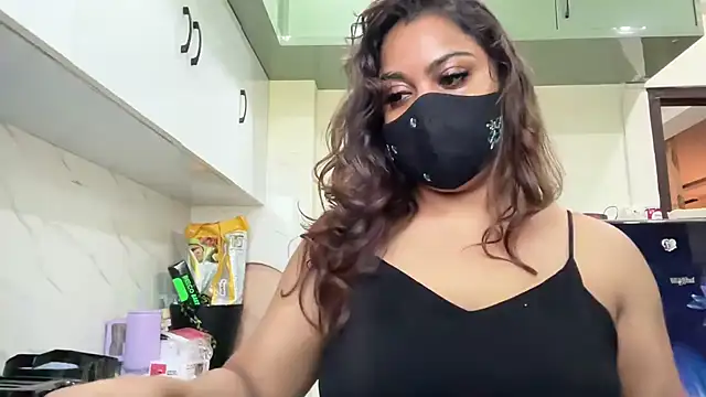 Snapshot of soniyatelugu chatting on 19, 2, 2026 soniyatelugu online show from 19, 2, 2026