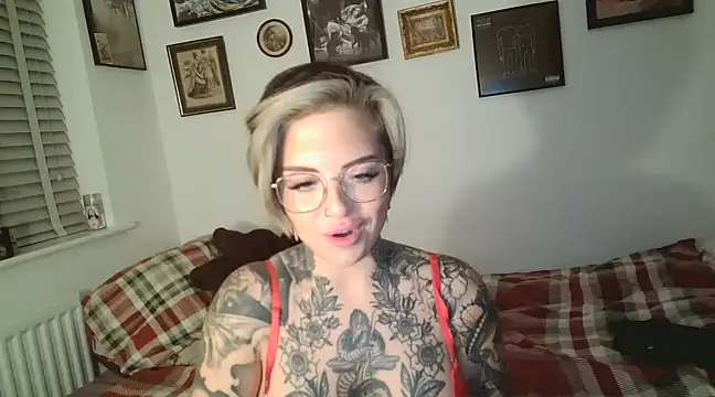 Snapshot of Alexandersonxo chatting on 19, 12, 2024 Alexandersonxo online show from 19, 12, 2024